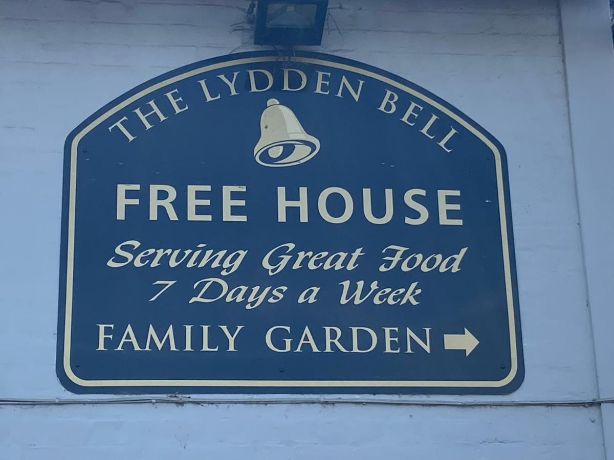 Bed and Breakfast The Lydden Bell Exteriér fotografie